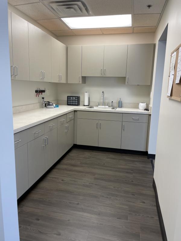 Lab for cleaning and repairing hearing aids
