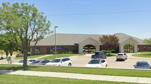 Exterior buidling view from street at Hearing Group - Dodge City
